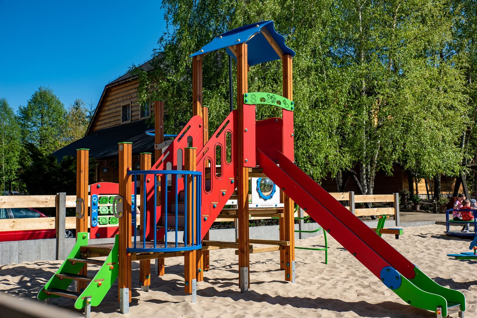 plac zabaw Borowa Chata